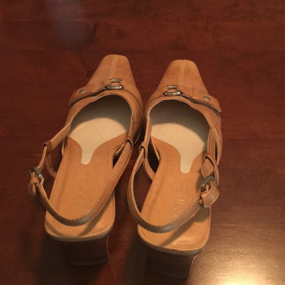Shoes - Picture 3 of 5